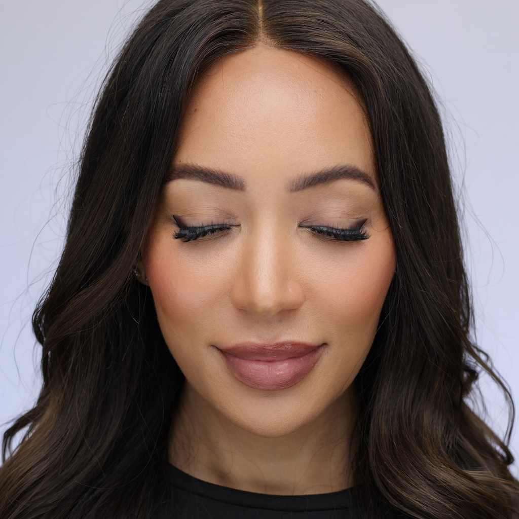 Dolce Sleek (NEW!)